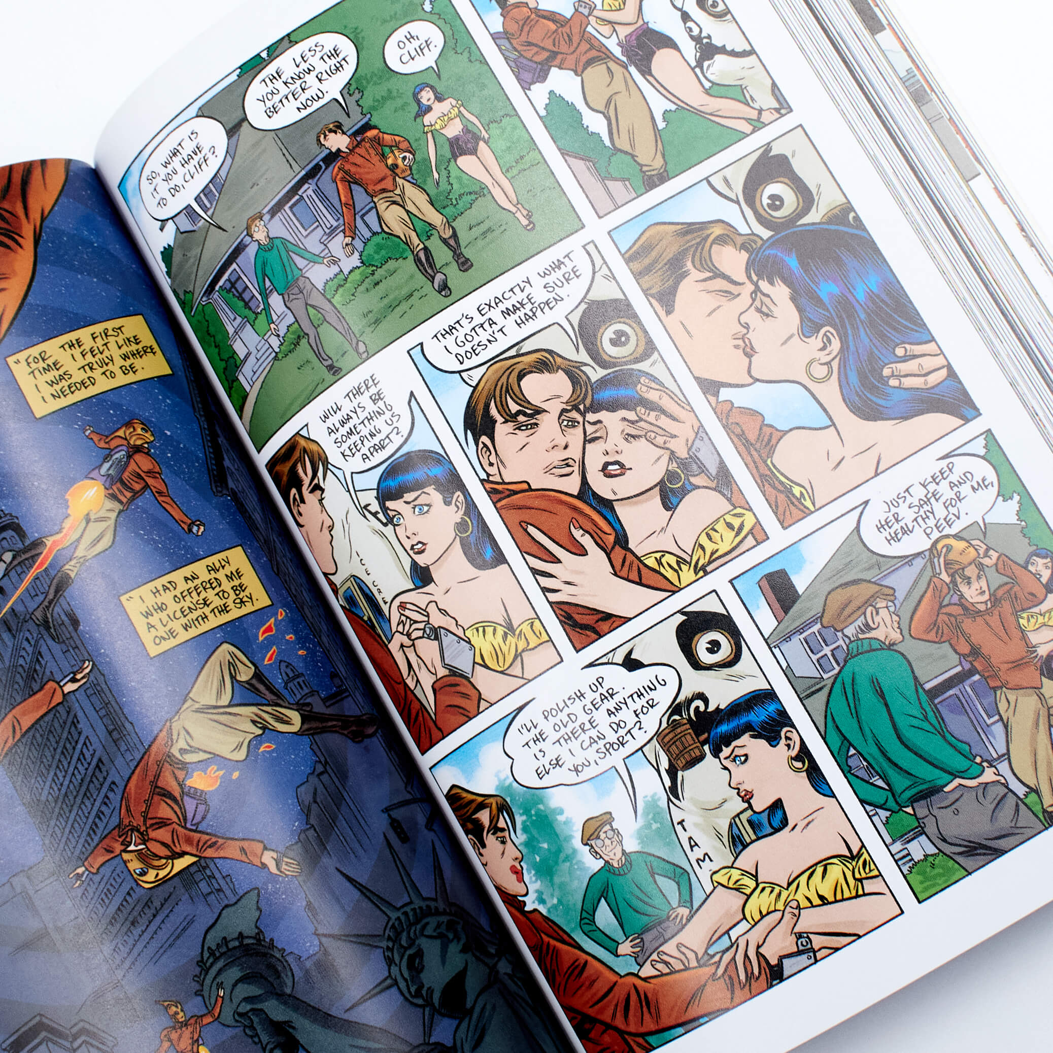 The Rocketeer: Thrills, Spills, and Chills--IDW Classic Collections - Image 2